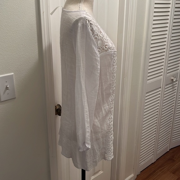 Forgotten Grace lace long sleeve blouse - Picture 2 of 5
